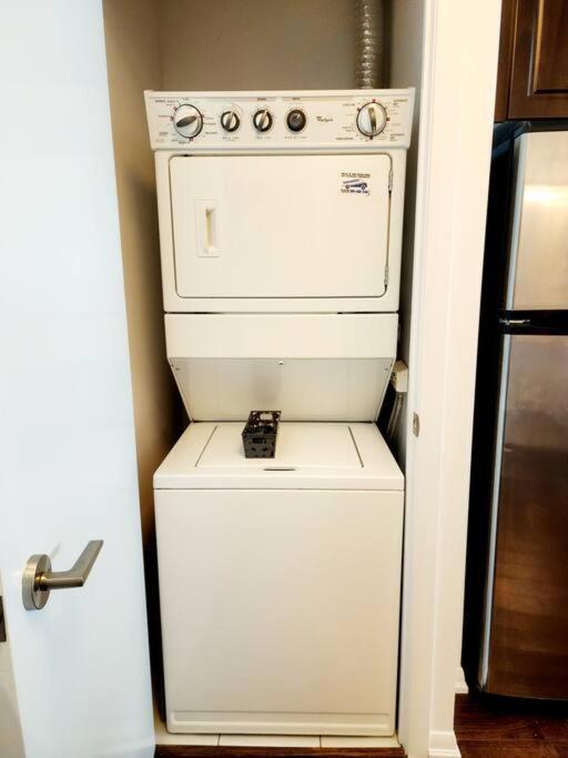 Lakeview Condo In Downtown With Free Parking. Τορόντο Εξωτερικό φωτογραφία