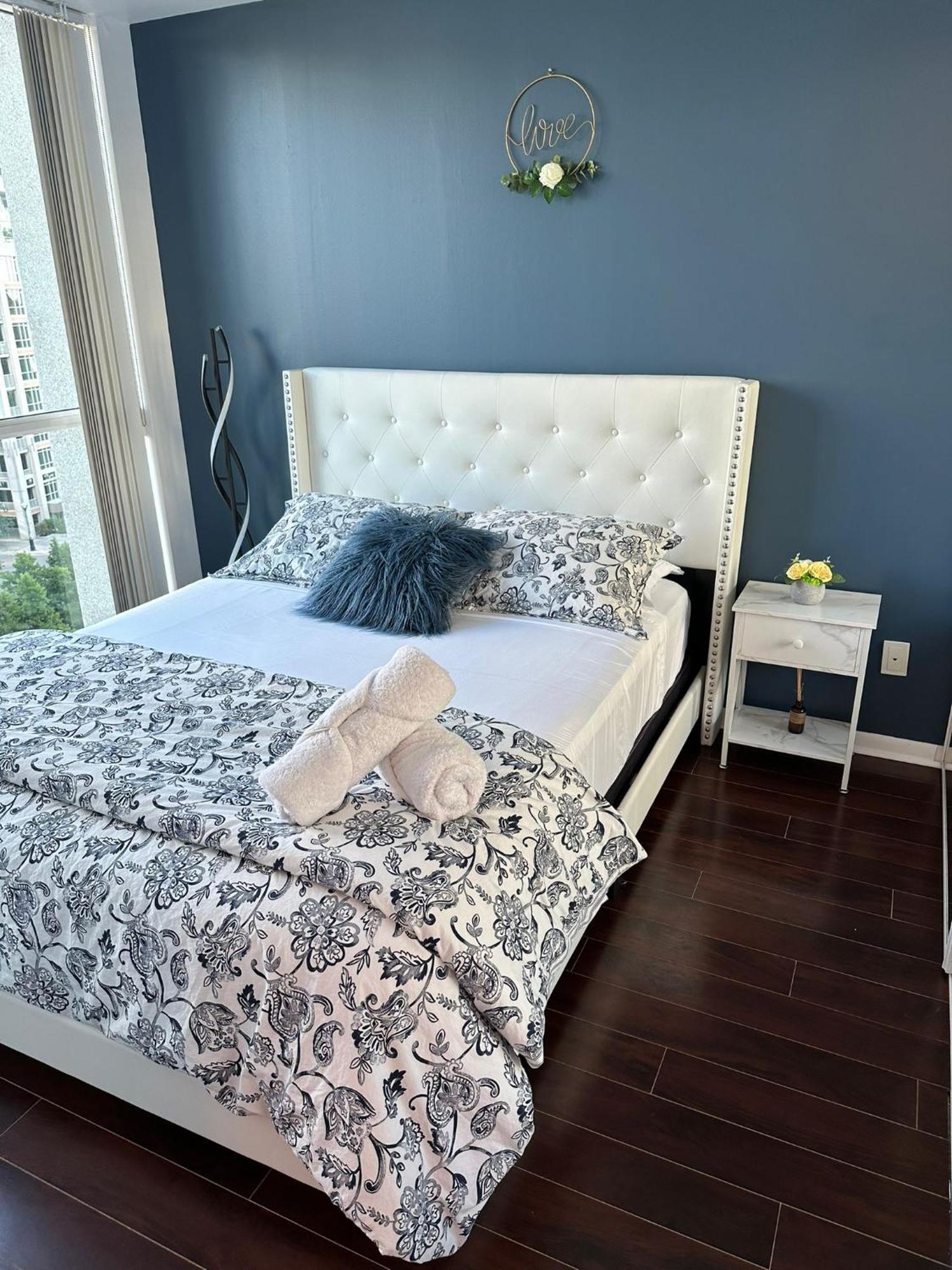 Lakeview Condo In Downtown With Free Parking. Τορόντο Εξωτερικό φωτογραφία